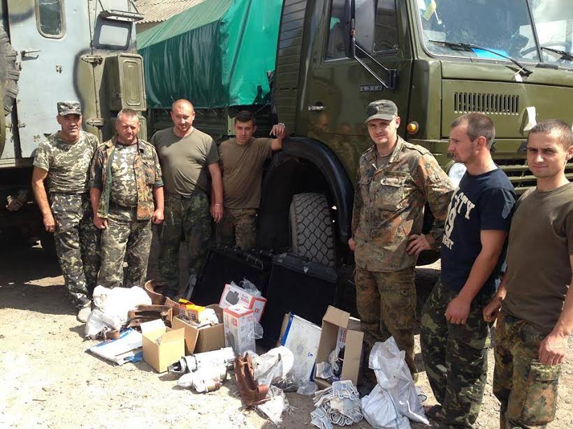 Українські бійці на Донбасі отримали обладнання на 5 млн грн (ФОТО) - фото 10
