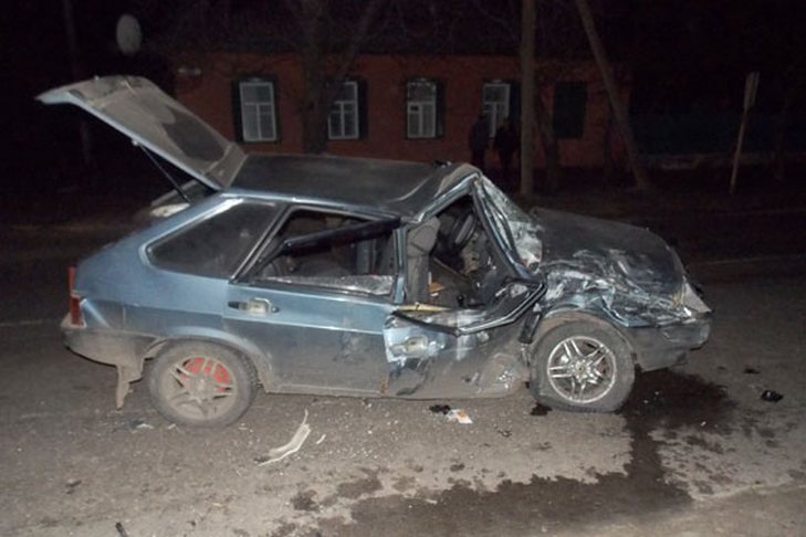 Жорстока ДТП на Полтавщині: вантажівка зіткнулася з ВАЗом - фото 2
