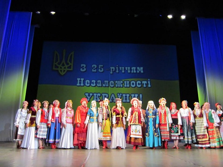 Концерт “Народжені вільними”, приурочений до 25-й річниці Незалежності України відбувся у театрі Магара   - фото 1