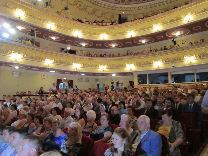 Концерт “Народжені вільними”, приурочений до 25-й річниці Незалежності України відбувся у театрі Магара   - фото 2