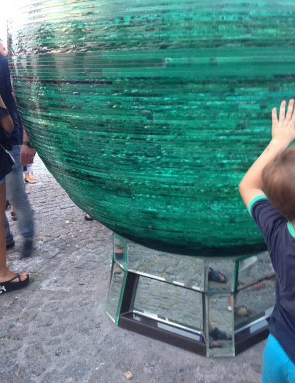 У Дніпрі розбиту скляну туристичну перлину укріпили залізом - фото 2
