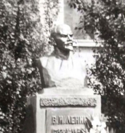 У Запорізькій області з пам'ятника Леніна зробили пам'ятник Шевченка (ФОТО) - фото 1