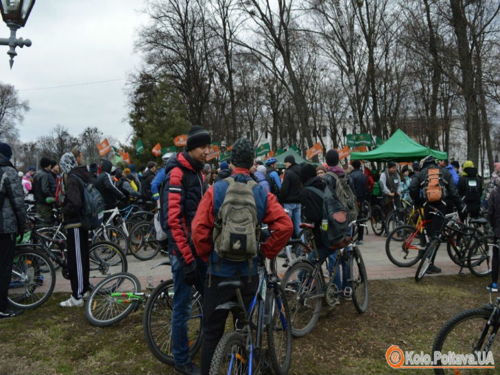 Велопробіг у Полтаві зібрав півтисячі учасників - фото 1
