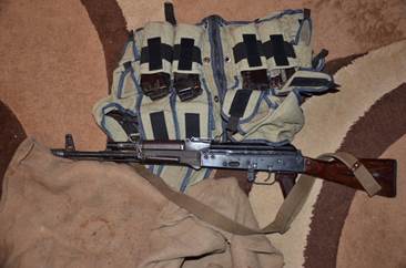 На Луганщині міліціонер приторговував зброєю, вилученою у злочинців (ФОТО) - фото 3