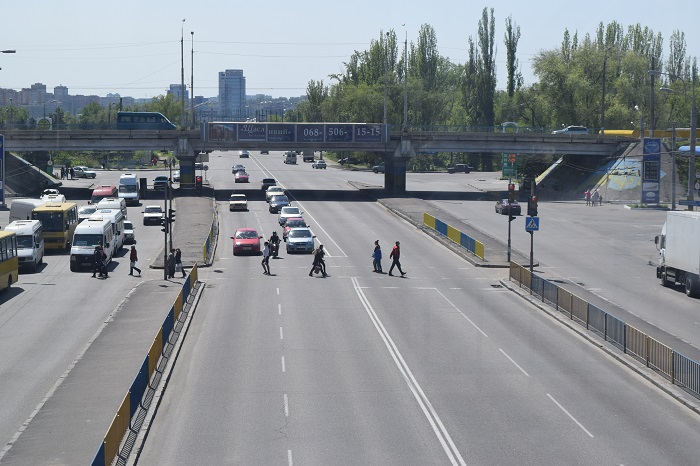 Скандальний перехід у Дніпропетровську провалив "тест-драйв" від інвалідів - фото 2