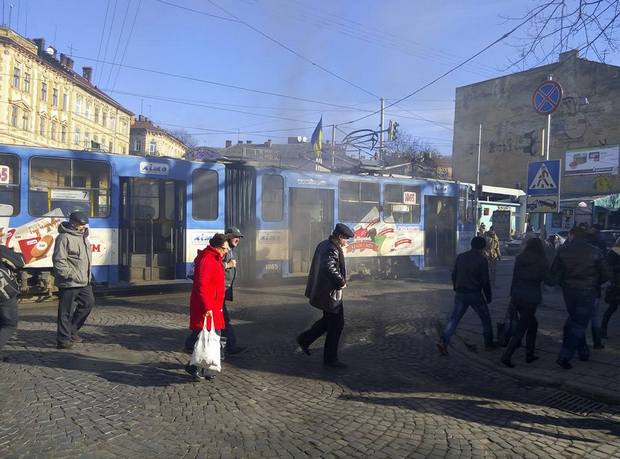 У Львові загорівся трамвай - фото 2