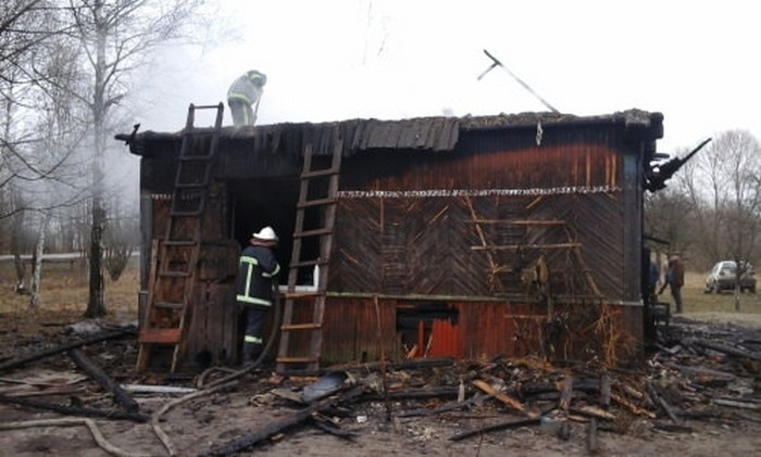 На Рівненщині після пожежі знайшли мертвими трьох дітей - фото 2