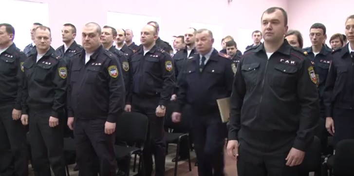 Клятву вірності терористам "ДНР" принесли 540 осіб - фото 1