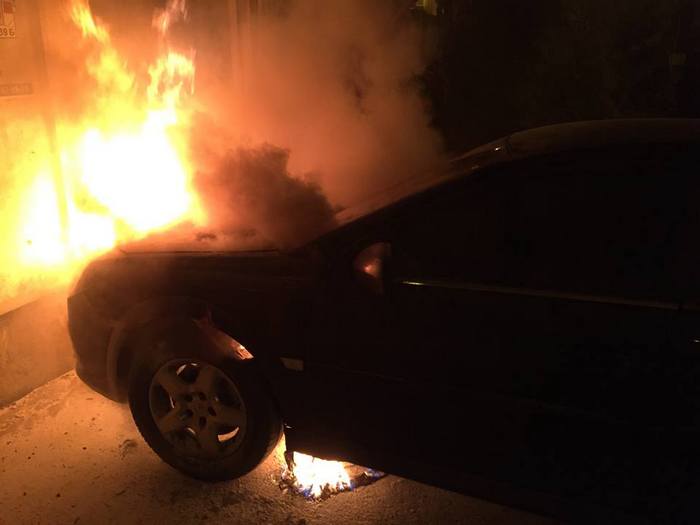 Директору рівненської телерадіокомпанії підпалили автомобіль (ФОТО) - фото 1