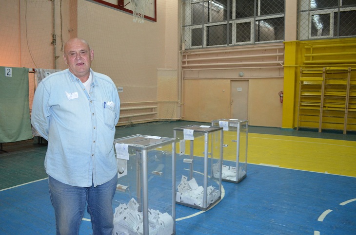 “Референдум”, що відбувся 11 травня на окремих територіях Луганської і Донецької областей, не був ані спусковим гачком, ані визначним актом донбаської драми - фото 13