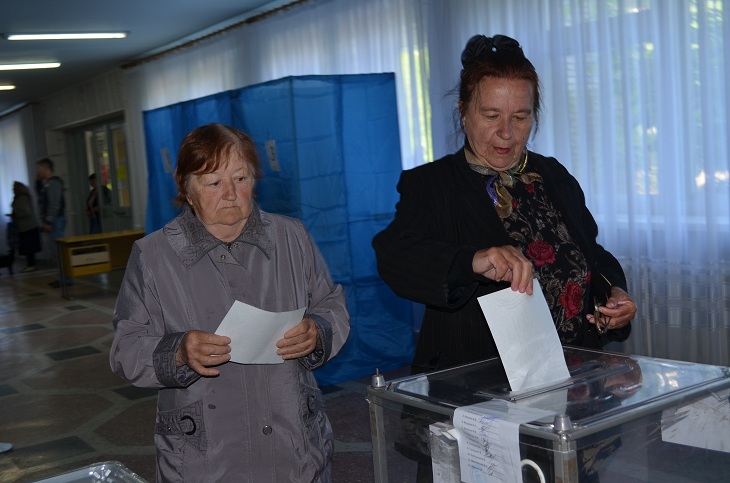 “Референдум”, що відбувся 11 травня на окремих територіях Луганської і Донецької областей, не був ані спусковим гачком, ані визначним актом донбаської драми - фото 6
