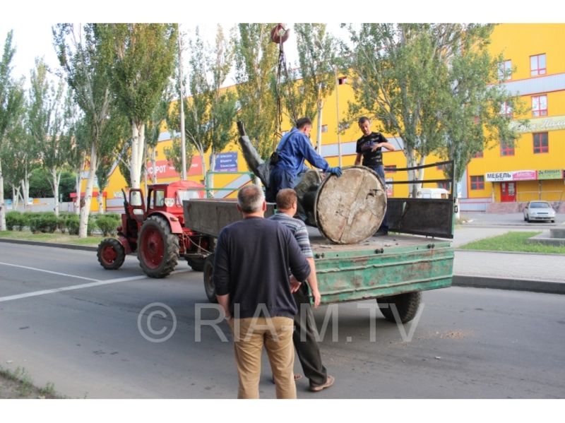 У Мелітополі демонтували три пам'ятника Леніну (ФОТО) - фото 3