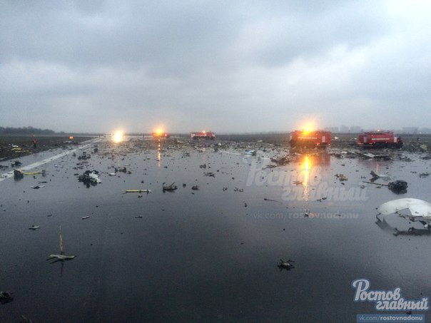 У мережі з'явилися перші фото з місця авіакатастрофи в Ростові - фото 2