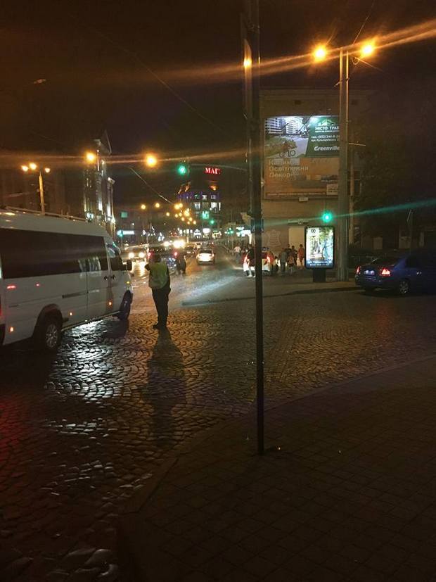 У центрі Львова через концерт перекрили рух транспорту - фото 2