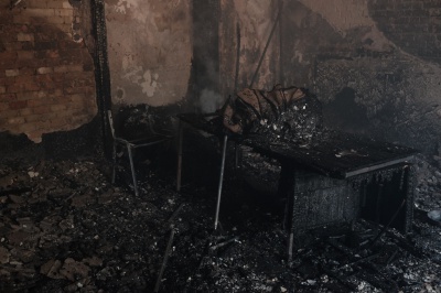 У Чернівцях згорів офіс "Свободи" - фото 2