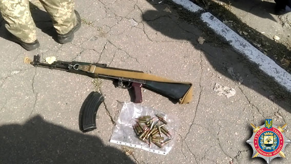 На Донеччині затримали 50-річного садиста з гранатометами та автоматом (ФОТО) - фото 1