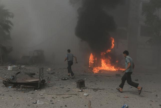 Кількість загиблих від авіаударів у Сирії зросла до 80 - фото 1