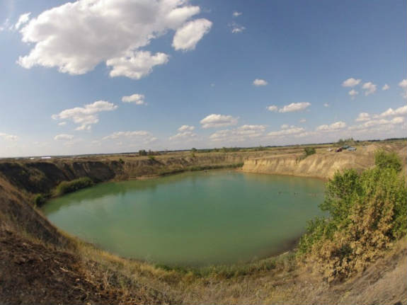 Де на Харківщині знайти кварцовий кар’єр, солоне озеро та пустелю - фото 5