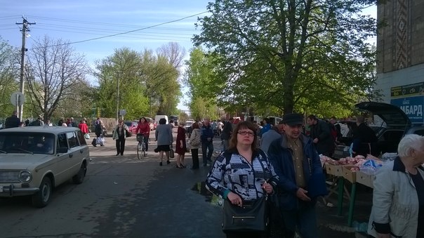 Як звільнена Станиця Луганська повертається до повноцінного життя (ФОТО) - фото 1
