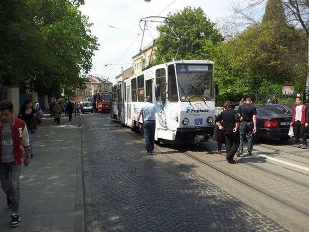 У Львові знову зламався трамвай - фото 1