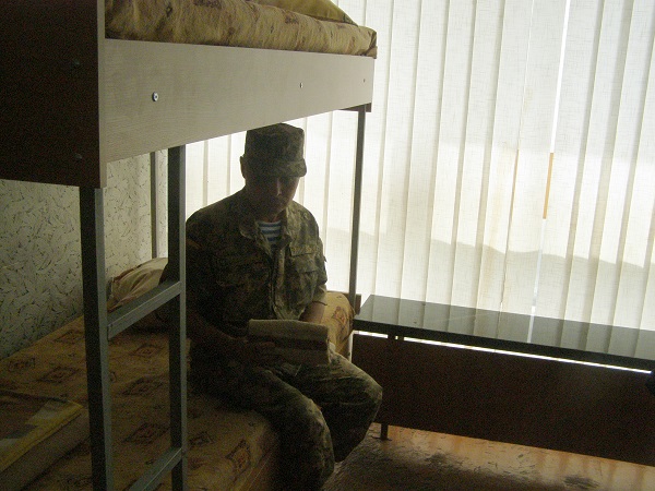 У Дніпропетровську військові патрулі будуть рекламувати готель для бійців АТО (ФОТО) - фото 5