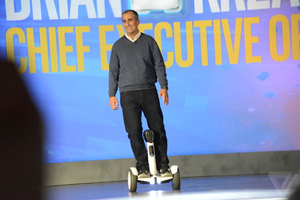 Intel створила ховерборд, який перетворюється на робота-дворецького (ФОТО, ВІДЕО) - фото 1