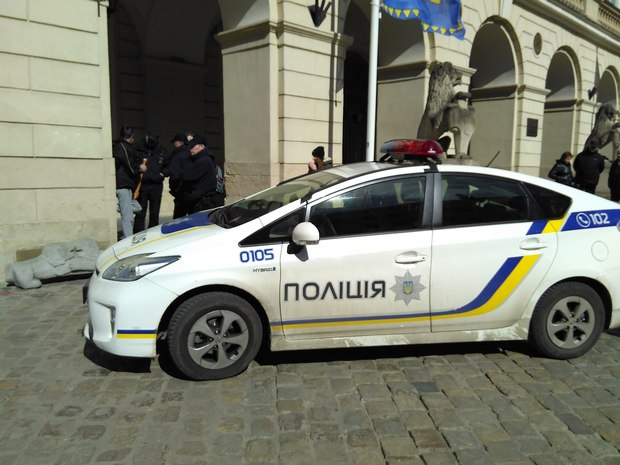 Патрульна поліція склала протокол на молодиків, які шукали геїв у Львові - фото 4