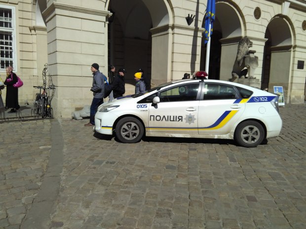 Патрульна поліція склала протокол на молодиків, які шукали геїв у Львові - фото 5
