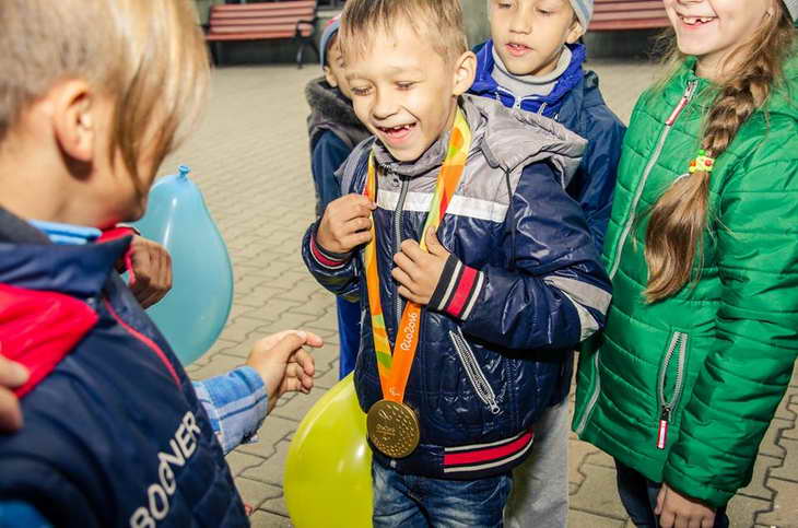 Чемпіонка Інна Черняк, що відкрили золотий медаль залік української збірної, повернулася додому - фото 6