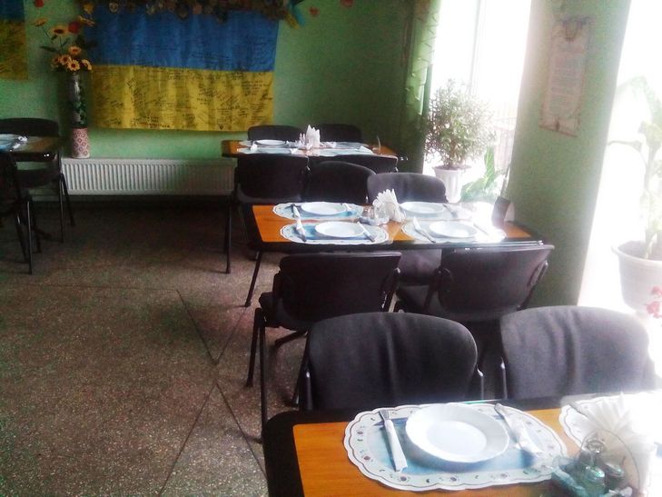 Як волонтерка з Чутового перетворила своє кафе на куточок для бійців АТО - фото 4