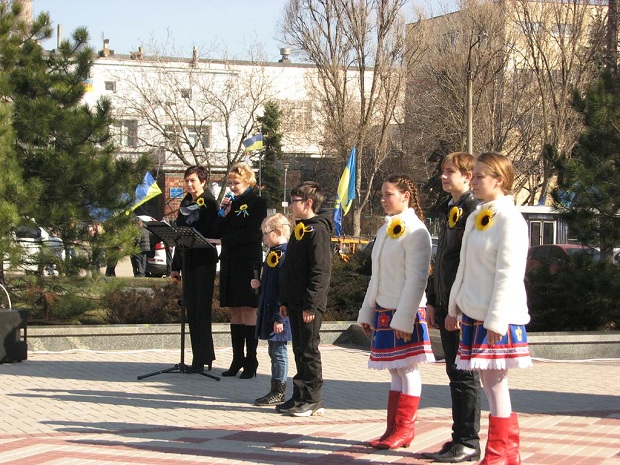 Українська спільнота відзначає річницю з дня народження Кобзаря - фото 4