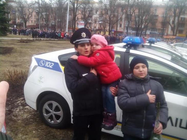 Яценюк з Аваковим приїхали у Полтаву вітати нову патрульну поліцію - фото 2