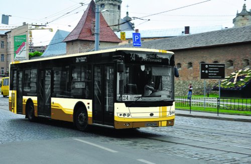 Дизайнери показали ідеї оформлення громадського транспорту Львова - фото 9
