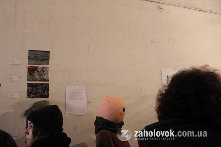 В Ужгороді презентували гібридну виставку "Жарт" - фото 5