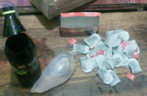 Арештанту на Сумщині в презервативі намагалися передати алкоголь - фото 1