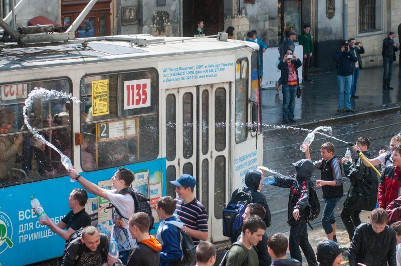 Чому у понеділок після Великодня Львів краще оминати десятою дорогою - фото 3