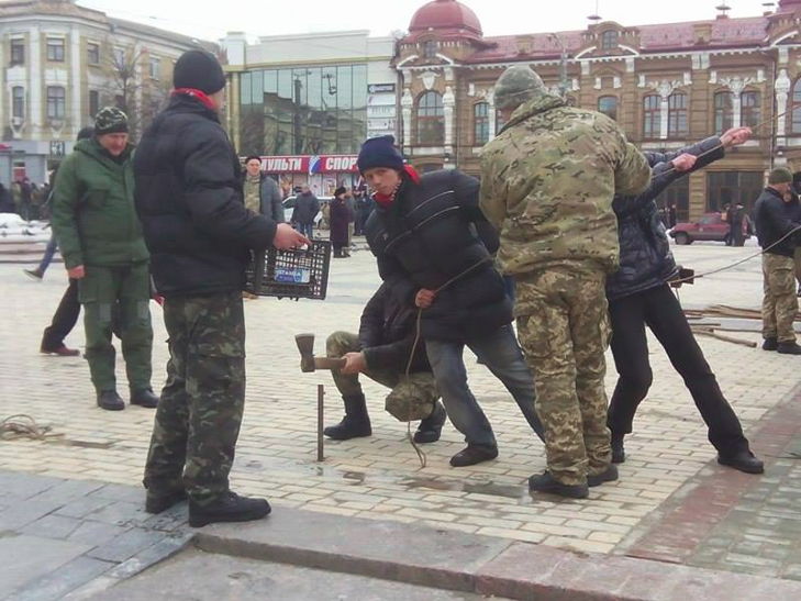 АТОшники влаштовують Майдан у Кіровограді - фото 2