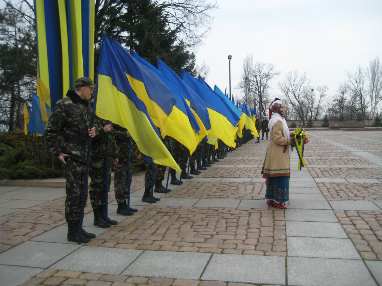 День визволення Миколаєва на головній площі міста обійшовся без провокацій