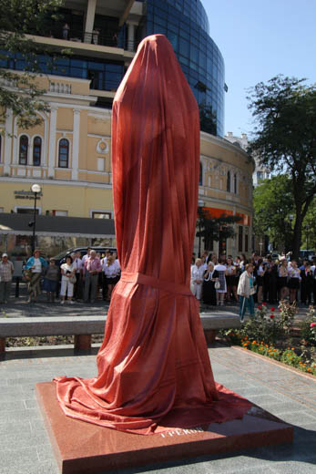 В Одесі відкрито пам'ятник Григорію Маразлі - фото 2