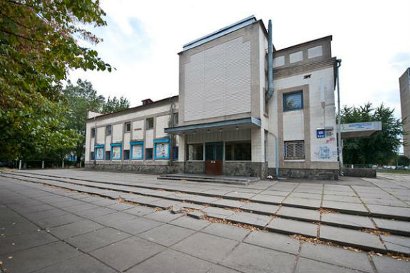 На столичній Дарниці закрили дитячий кінотеатр  - фото 2