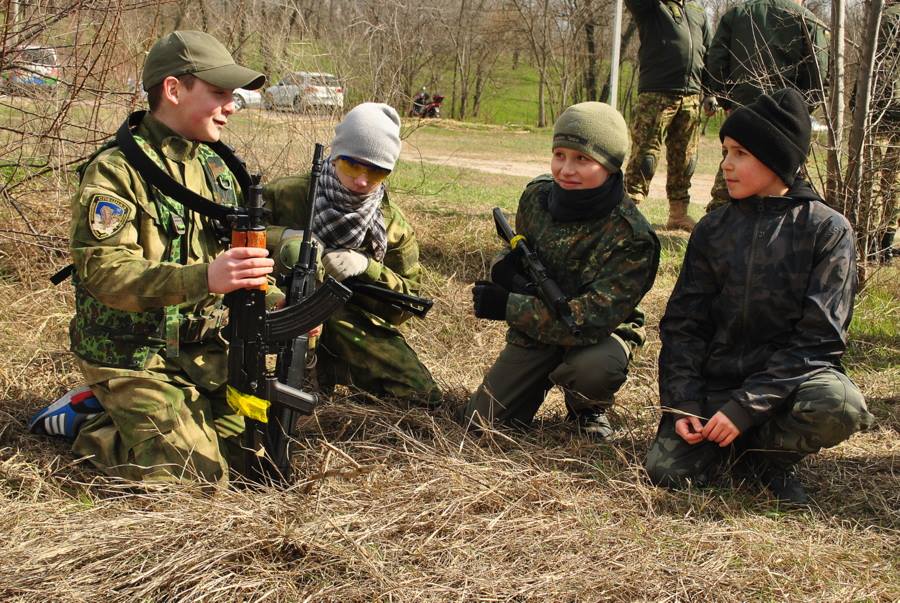Миколаївські юніори на рівних із морпіхами змагалися у тактико-спеціальній підготовці