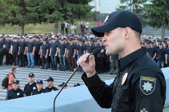 Як будуть виглядати бійці оновленої патрульної поліції столиці (ФОТО) - фото 12