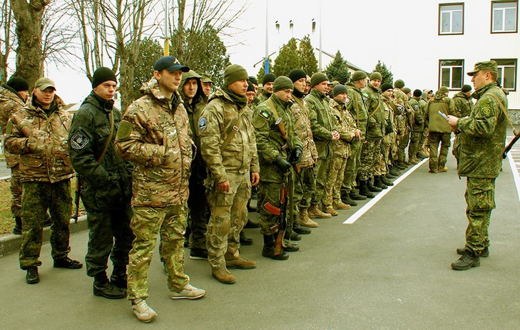 Дві сотні бійців "Дніпро-1" відправились в АТО - фото 2