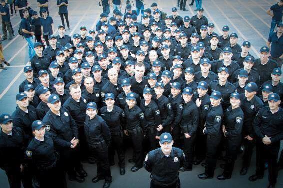 Як будуть виглядати бійці оновленої патрульної поліції столиці (ФОТО) - фото 15