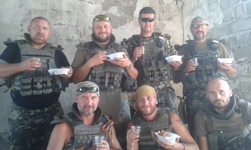 Атошна їжа: який зв'язок між кішкою та салатом олів'є - фото 13 Атошна їжа: який зв'язок між кішкою та салатом олів'є - фото 13