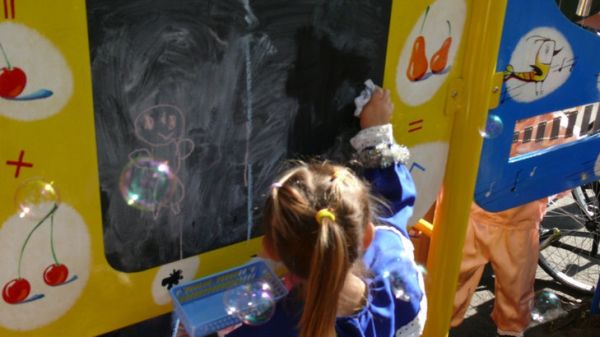 У Києві відкрили майданчик для дітей з особливими потребами - фото 2
