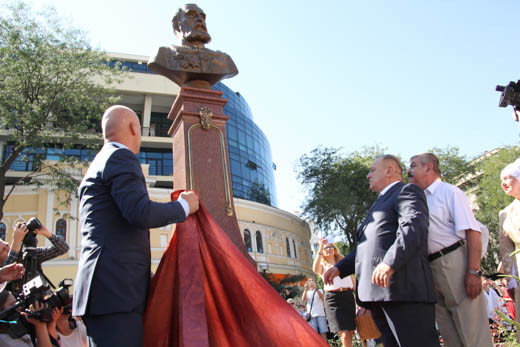 В Одесі відкрито пам'ятник Григорію Маразлі - фото 3