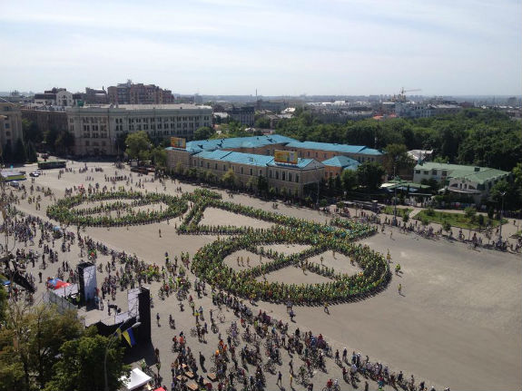 У Харкові зробили найбільший «живий» велосипед (ФОТОФАКТ) - фото 1
