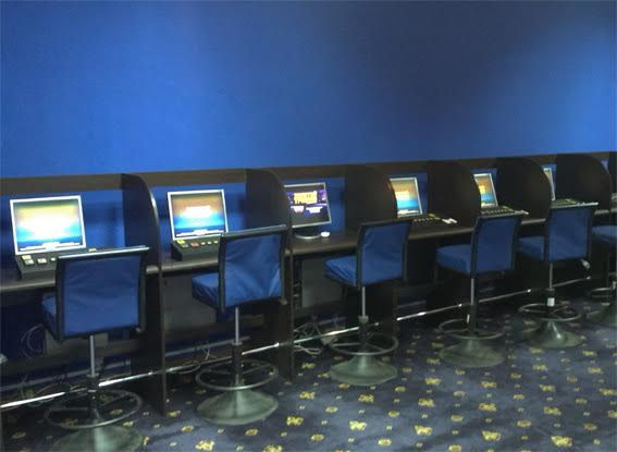 У Кіровограді "накрили" кілька залів з ігровими автоматами - фото 1