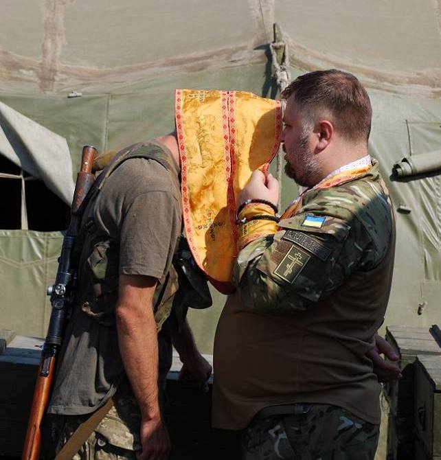 Неділя для 128-ї бригаді: як бійці молилися за рідних і Україну - фото 2